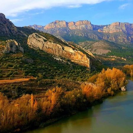 Cal Perico, Tourist And Climbing Apartament Camarasa エクステリア 写真