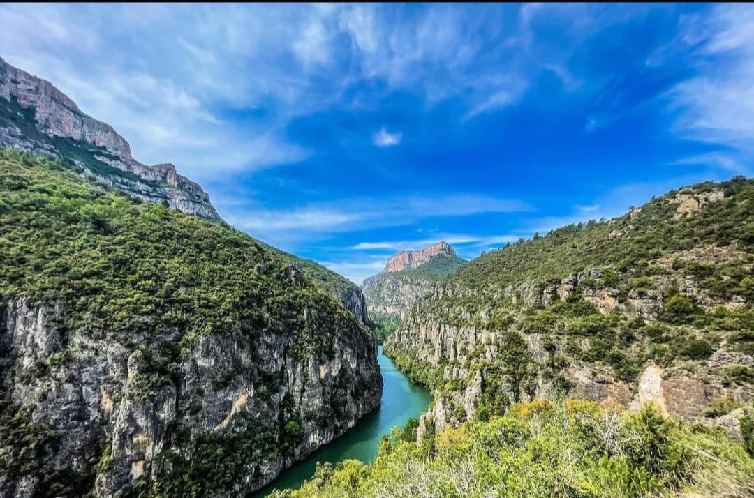 Cal Perico, Tourist And Climbing Apartament Camarasa エクステリア 写真